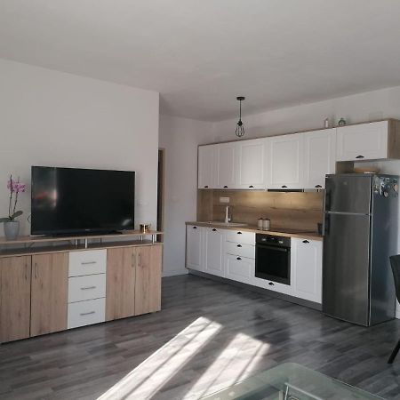 Apartments Nana Biograd Na Moru Exterior photo